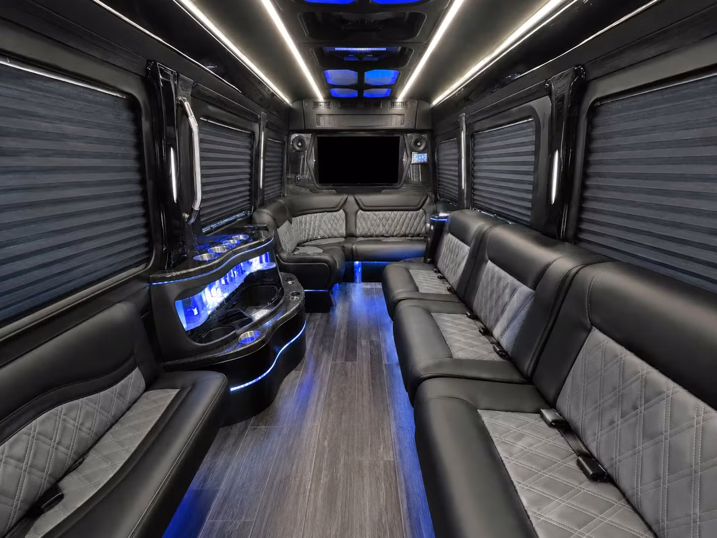 booking employee transportation for special events corporate outings and off site meetings