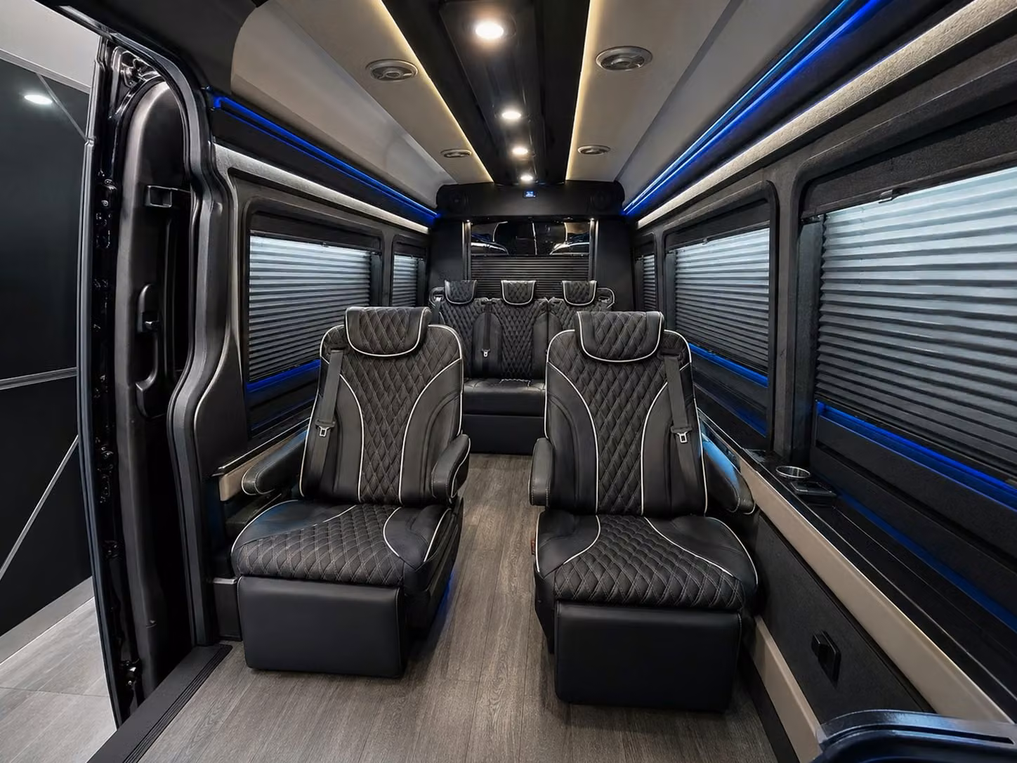 charterbusrentallakewoodnj com makes multi stop airport pickups across ocean county simple