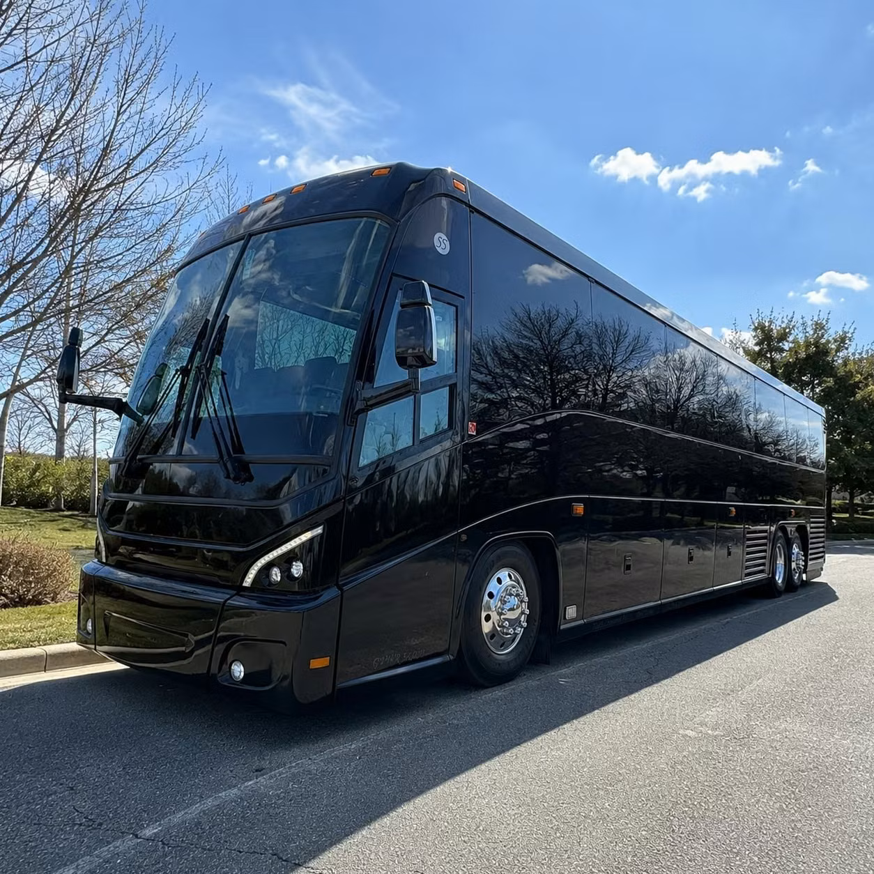 you can find and book airport transportation in lakewood and any nearby city